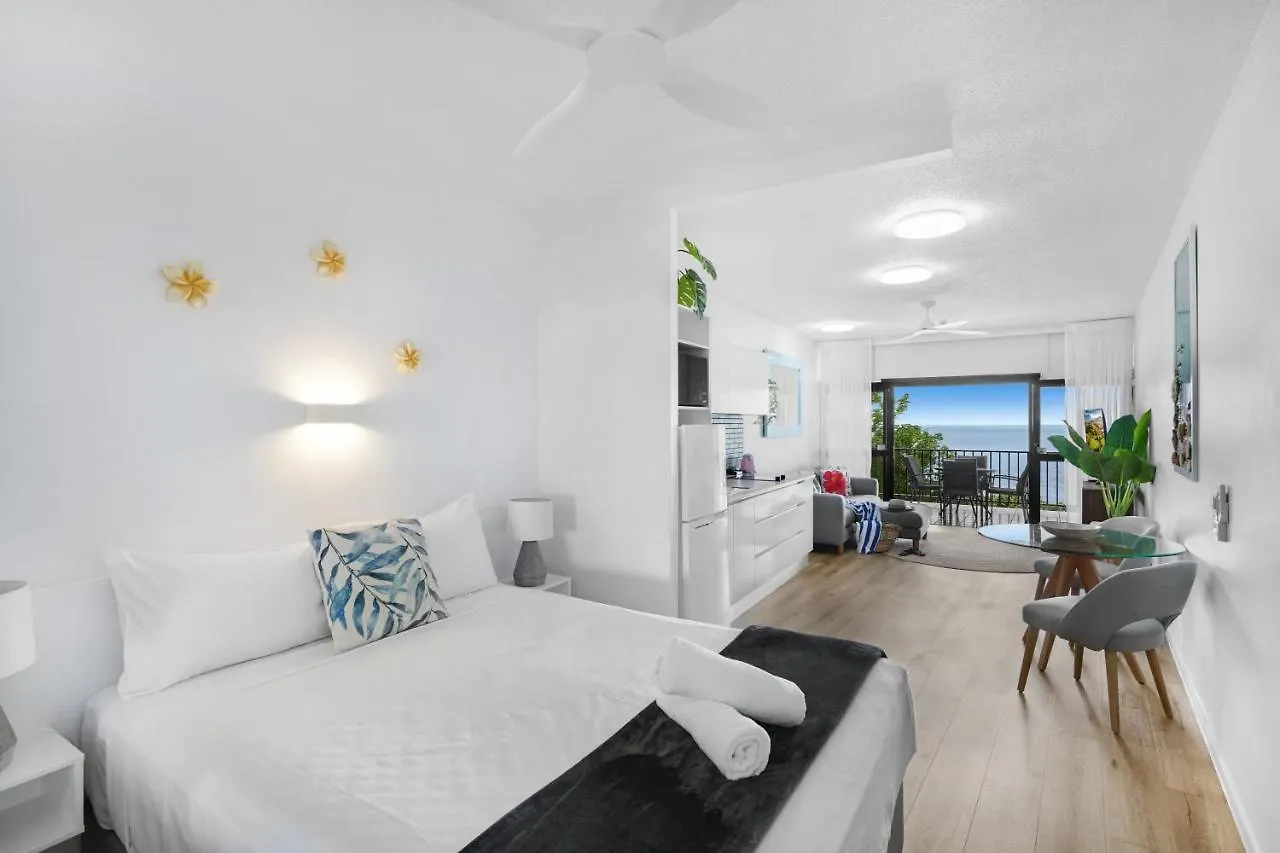 Aparthotel Amaroo At Trinity Trinity Beach 4*,