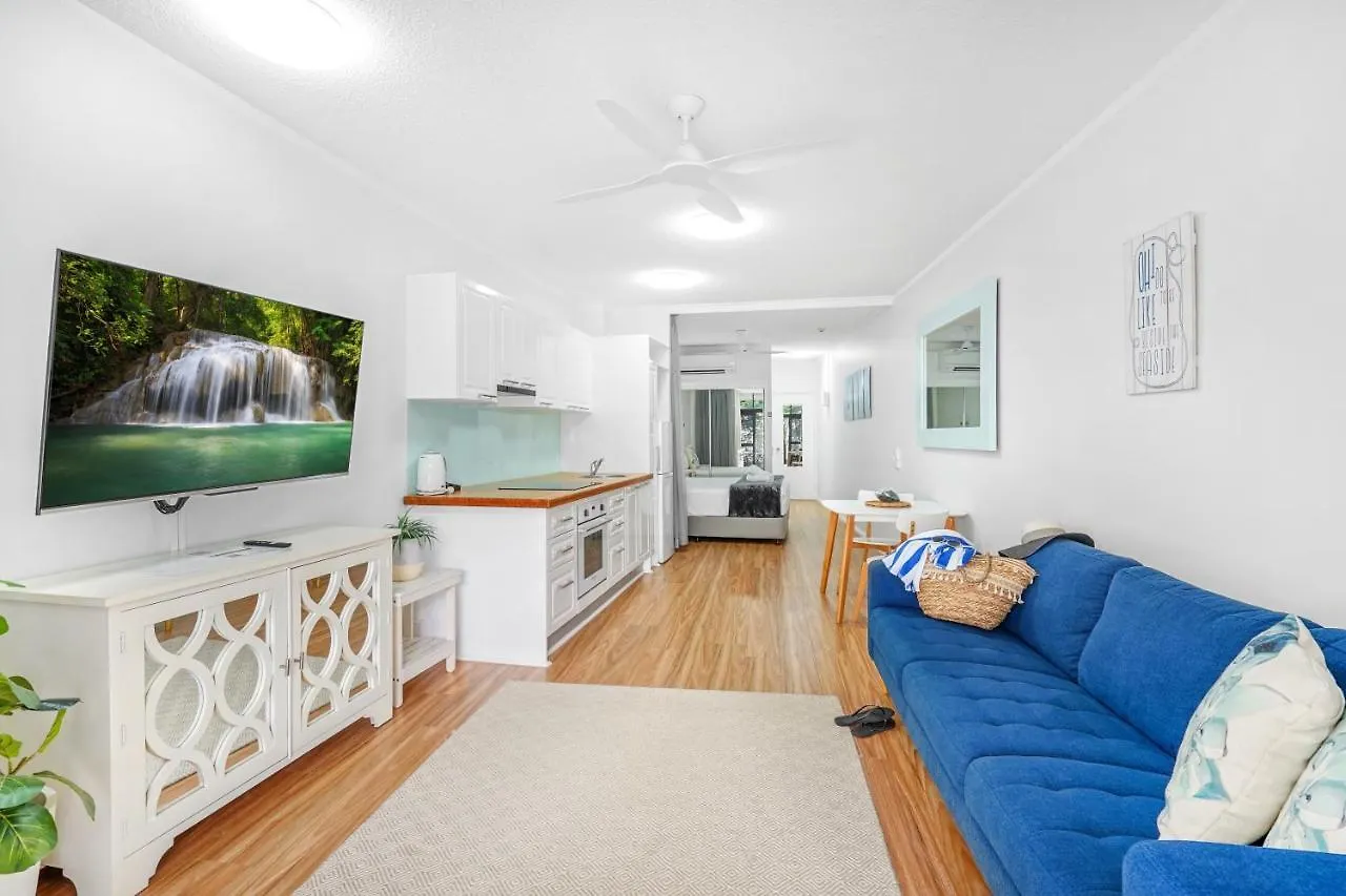 ****  Amaroo At Trinity Aparthotel Trinity Beach Australia